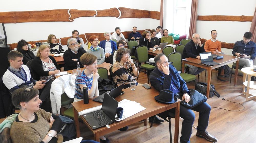 Participants at the first ReHousIn Policy Lab workshop in Budapest. A picture showing a room full of participants attentively listening to the presentation at the Policy Lab workshop in Budapest.
